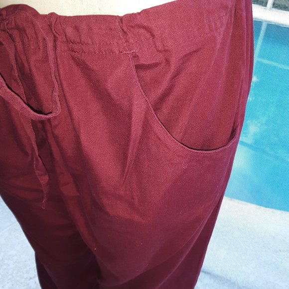 Scrub set - Picture 10 of 14